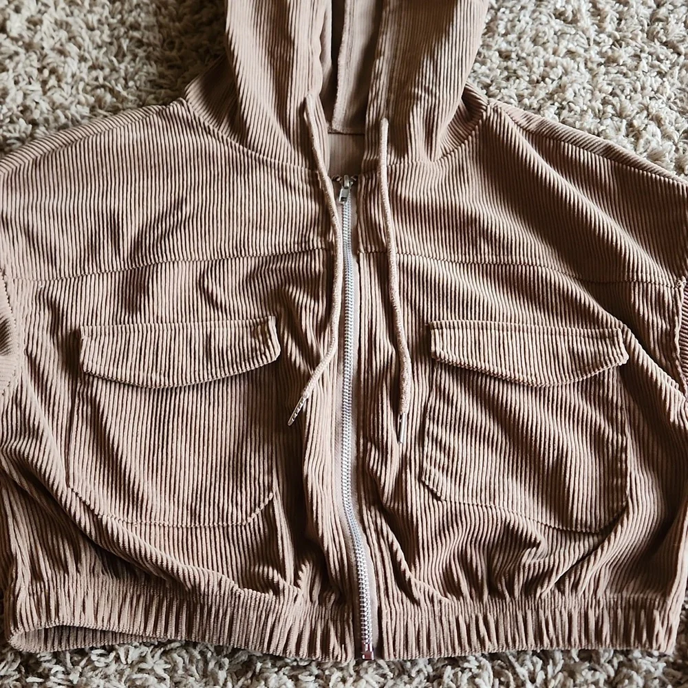 Brown crop corduroy jacket womans size medium with zipper - Picture 3 of 8